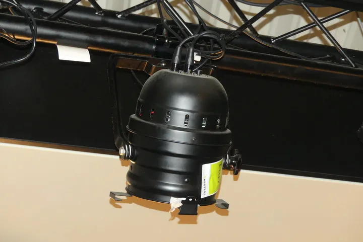 LED Strahler Hinweis: ohne Traverse